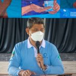 Tasikmalaya - Dinas Kesehatan Kota Tasikmalaya mengadakan kegiatan penyuluhan Diabetes dengan tema “Cegah dengan cerdik, kelola dengan patuh” dalam rangka memperingati Hari Diabetes Sedunia. Kegiatan ini dilaksanakan di Saung Gunung Jati (SGJ) Kota Tasikmalaya dan dihadiri oleh beberapa pihak, diantaranya Dinas Kesehatan Kota Tasikmalaya, IDI Kota Tasikmalaya, Pengelola PPTM dari Puskesmas Kota Tasikmalaya, Masyarakat Penyandang Diabetes Melitus, dan beberapa tamu lainnya.16/11/21 Diwakili oleh Kabid P2P (Asep Hendra Hendriana),Kepala Dinas Kesehatan Kota Tasikmalaya dalam sambutannya menyampaikan harapan bahwa masyarakat dapat menyadari dan melakukan pengendalian dini terhadap penyakit diabetes dengan cerdik dan patuh menjga kesehatan diri sembari berkonsultasi langsung dengan para ahli yang hadir di kegiatan pada hari ini.