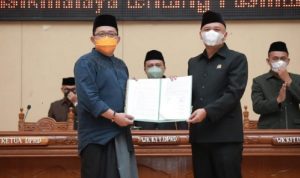 Perda tentang Fasilitasi Penyelenggaraan Pondok Pesantren Pertama di Jawa Barat