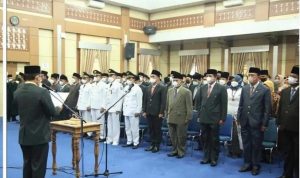 Walikota Sungai Penuh Ahmadi Zubir Lantik 226 Orang Penjabat Eselon III dan IV, Demi Penyegaran