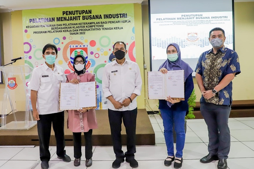 Tingkatkan Kompetensi Sdm, Pemkot Cimahi Adakan Pendidikan Dan Pelatihan Menjahit Busana Industri